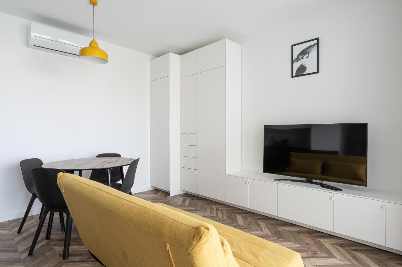 Rentplanet - Przedmiescie Olawskie Wrocław Exteriör bild